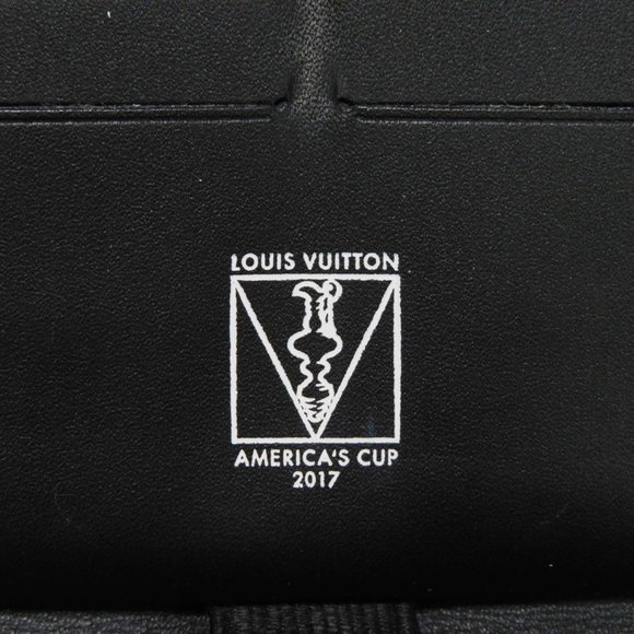 LOUIS VUITTON Zippy organizer Wallet - Picture 7 of 16